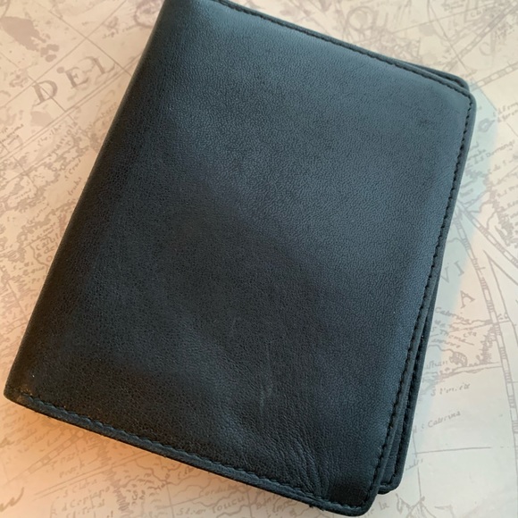 Prada classic two fold wallet - Picture 10 of 11